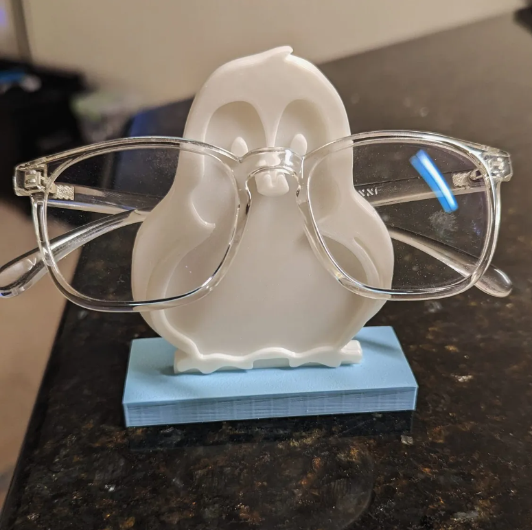 Penguin Eyeglass Holder | Desk Organization