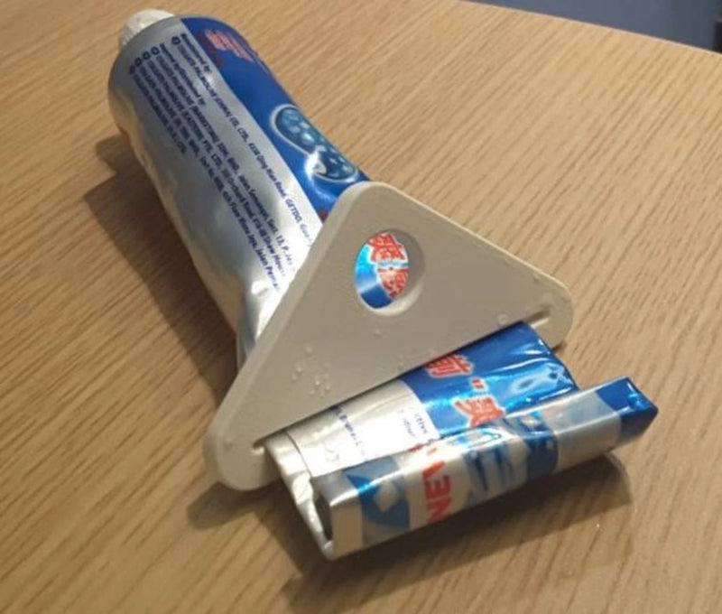 Simple Toothpaste Squeezer