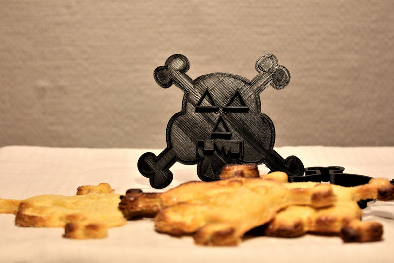 Skull & Crossbones Cookie Cutter | Monster Kids | Fun Cookie Cutter | Goblin | Funny Troll | Baking | Pastry Cutter